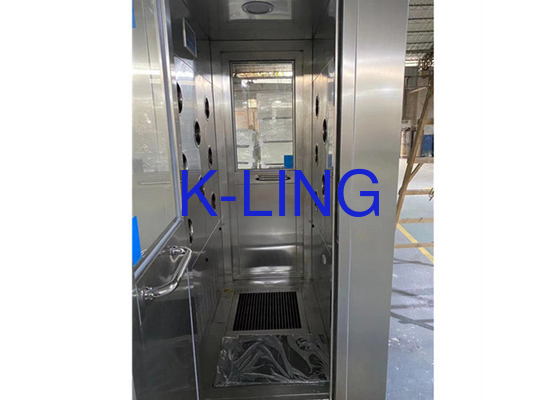 Stainless Steel Cleanroom Air Shower Air Velocity 20-25 M/S PLC Control System